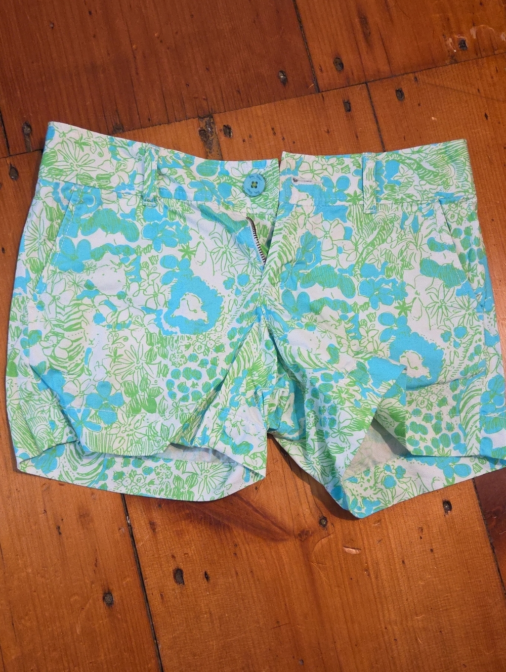 Lilly Pulitzer Callahan Shorts Size 0 In Limeade - It's a Zoo Print